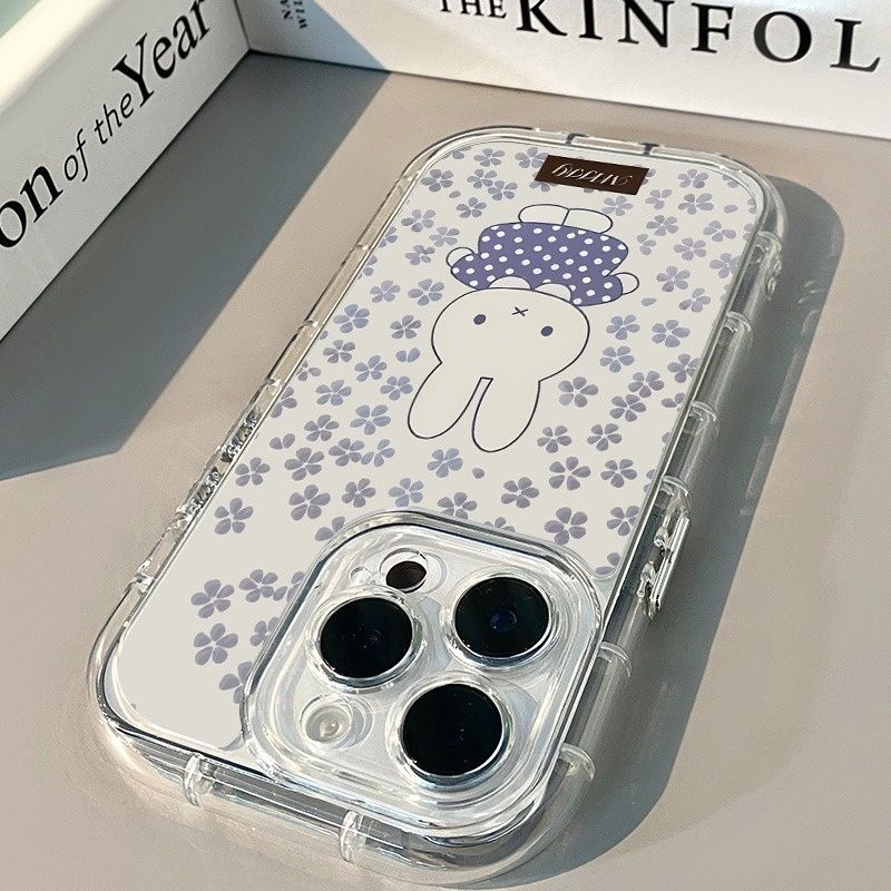 사랑스러운 미피 토끼와 보라색 꽃 배경이 그려진 휴대폰 - Phone Accessories Background 리뷰 및 가격