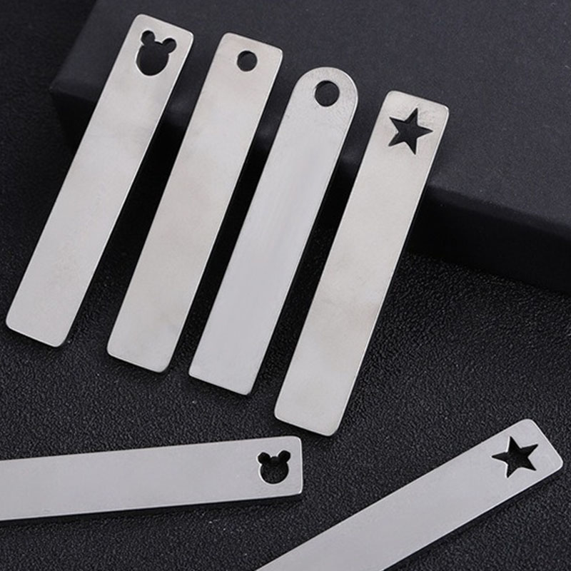 분실 방지 카드 무료 맞춤형 개인화 키체인 (이름 및  - Phone Accessories Names 리뷰 및 가격